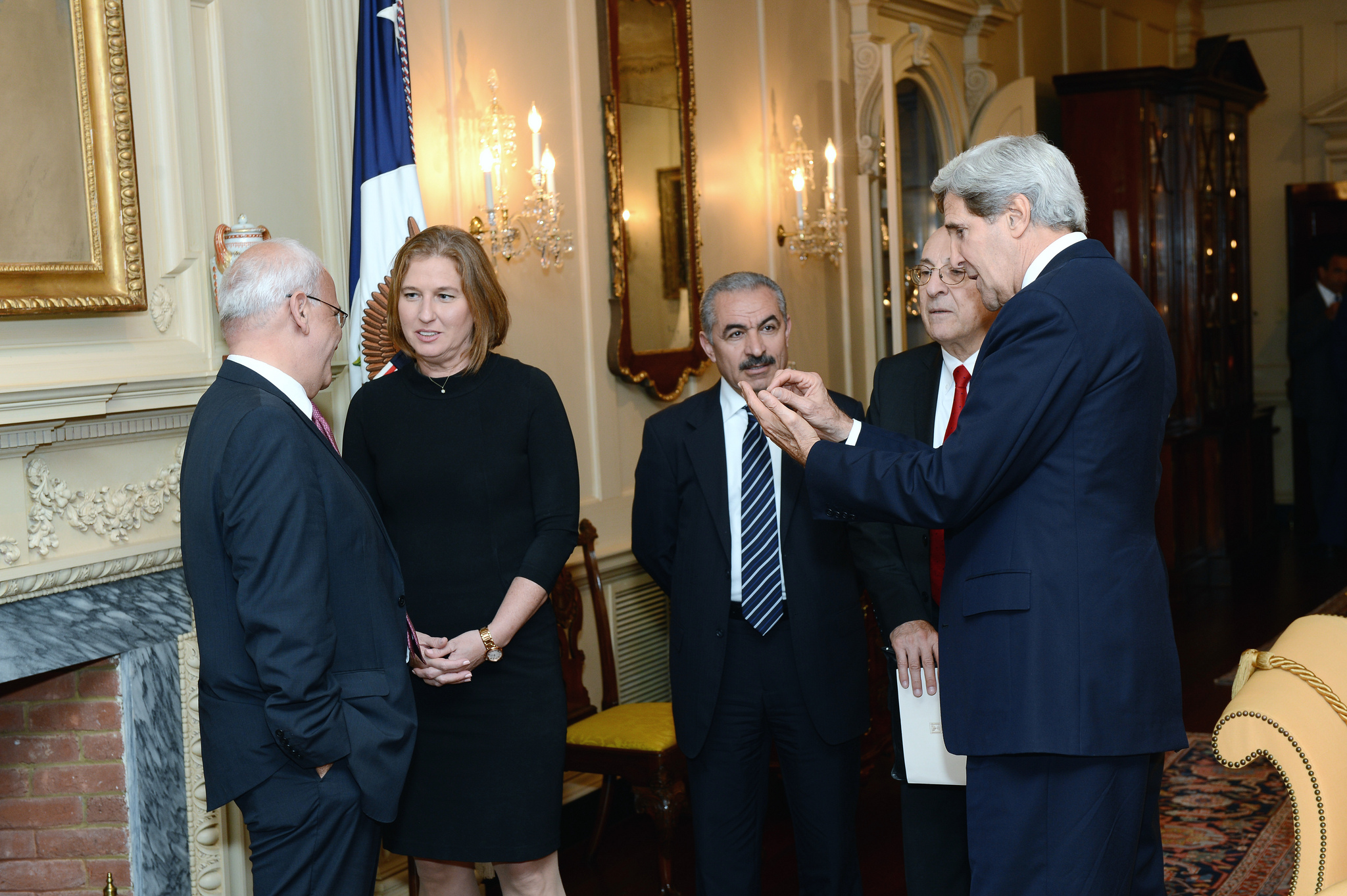 Secretary Kerry Hosts an Iftar for the Israeli Justice Minsiter Livni and Palestinian Chief Negotiator Erekat // Credit: State Department via Flickr